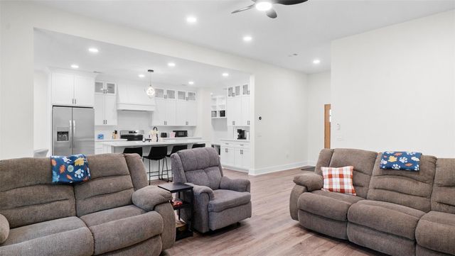 25446 Morgan Cemetery Road, Cleveland, TX 77328