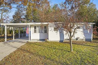 2962 Riverview Avenue, Muskegon, MI 49445