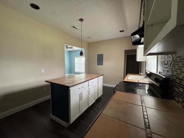 1309 N Ohio Ave, Wichita, KS 67214