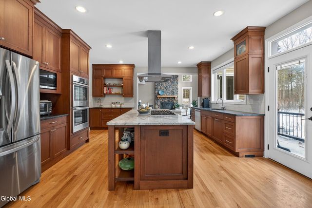 28 Winding Brook Drive, Saratoga Springs, NY 12866