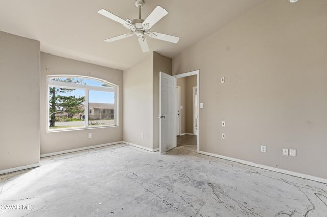 21276 White Pine Drive 39, Tehachapi, CA 93561