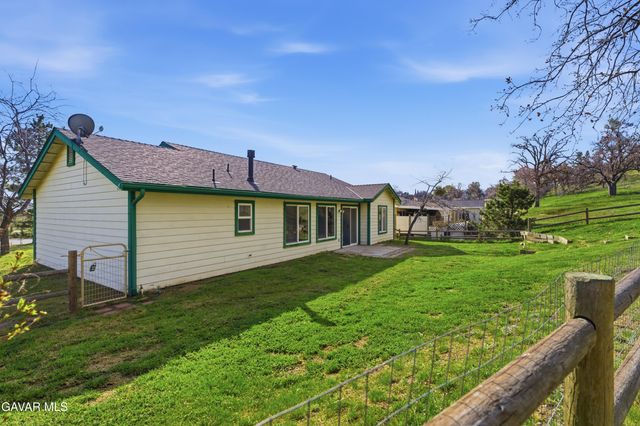 21276 White Pine Drive 39, Tehachapi, CA 93561