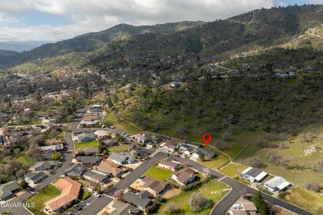 21276 White Pine Drive 39, Tehachapi, CA 93561