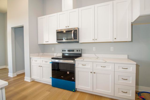 929 N 106Th Street, Lincoln, NE 68527