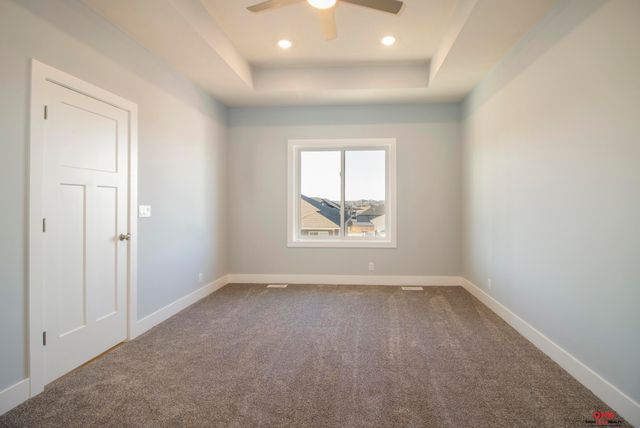 929 N 106Th Street, Lincoln, NE 68527