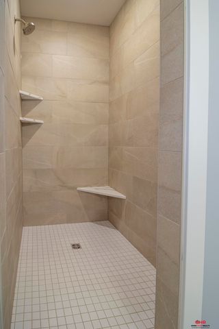 929 N 106Th Street, Lincoln, NE 68527