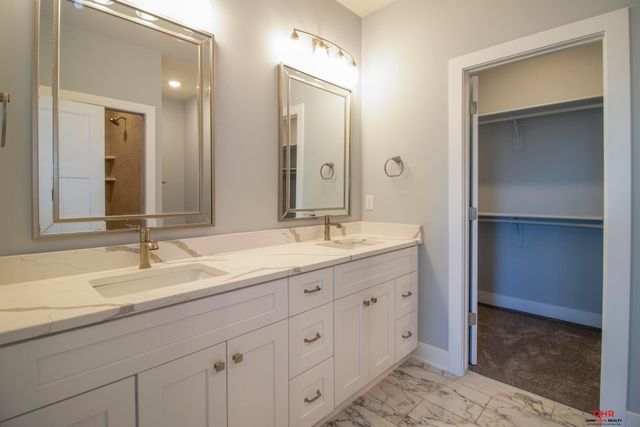 929 N 106Th Street, Lincoln, NE 68527