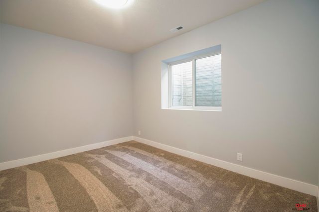 929 N 106Th Street, Lincoln, NE 68527