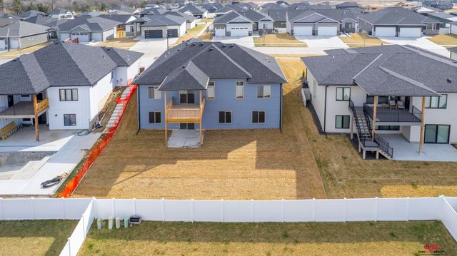 929 N 106Th Street, Lincoln, NE 68527