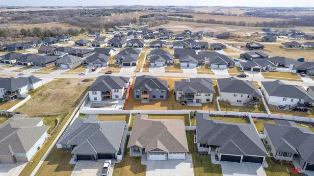 929 N 106Th Street, Lincoln, NE 68527