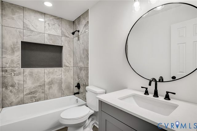 1407 Farmer St, Petersburg, VA 23803