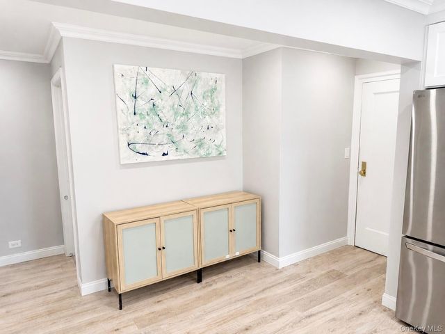 1271 California Road D-3, Eastchester, NY 10709
