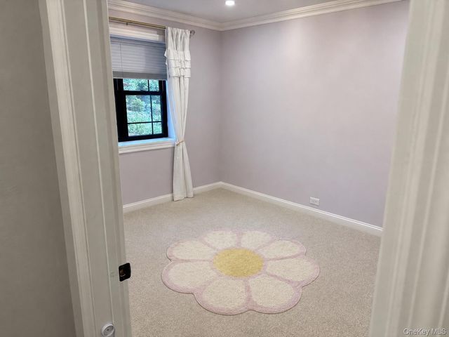 1271 California Road D-3, Eastchester, NY 10709