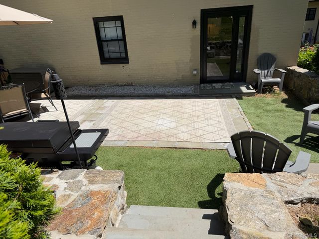 1271 California Road D-3, Eastchester, NY 10709