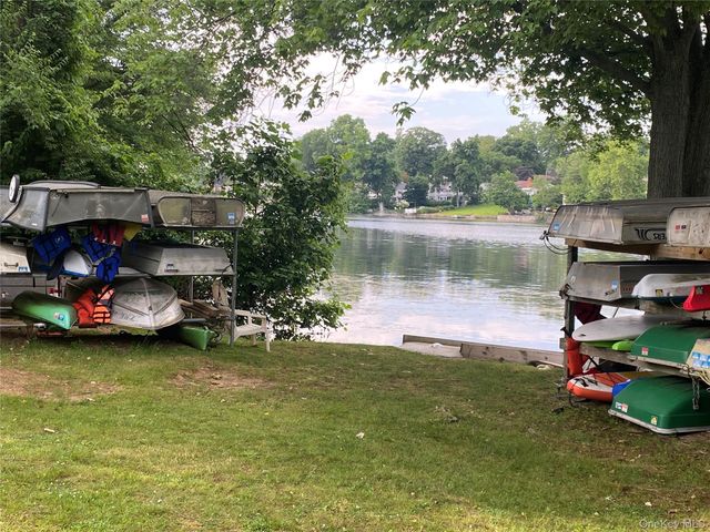 1271 California Road D-3, Eastchester, NY 10709