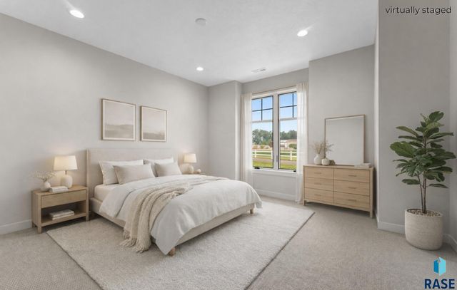 102 N Bryggen Pl Place, Sioux Falls, SD 57107