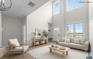 102 N Bryggen Pl Place, Sioux Falls, SD 57107