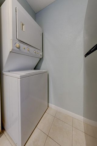 18800 Egret Bay Boulevard 201, Webster, TX 77058