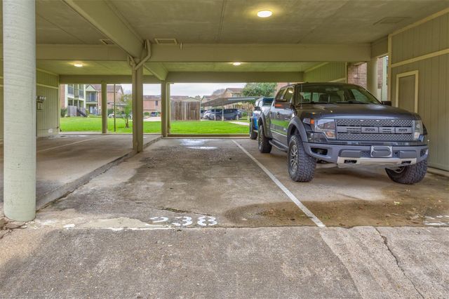 18800 Egret Bay Boulevard 201, Webster, TX 77058