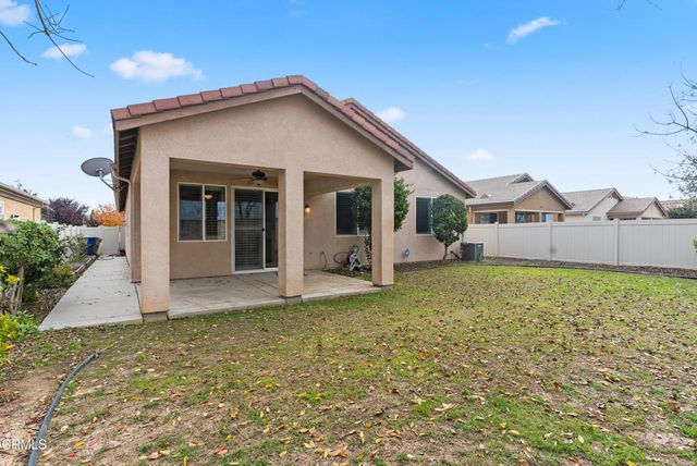 13324 Sterling Heights Drive, Bakersfield, CA 93306