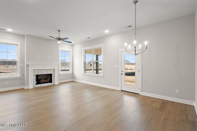 773 W Quitman Court, Nesbit, MS 38651