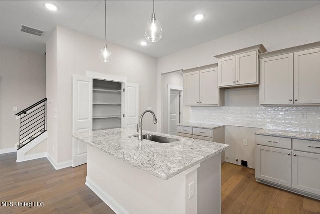 773 W Quitman Court, Nesbit, MS 38651