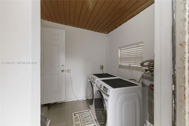 1425 NW 10th Pl 1425, Fort Lauderdale, FL 33311