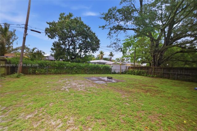 1425 NW 10th Pl 1425, Fort Lauderdale, FL 33311