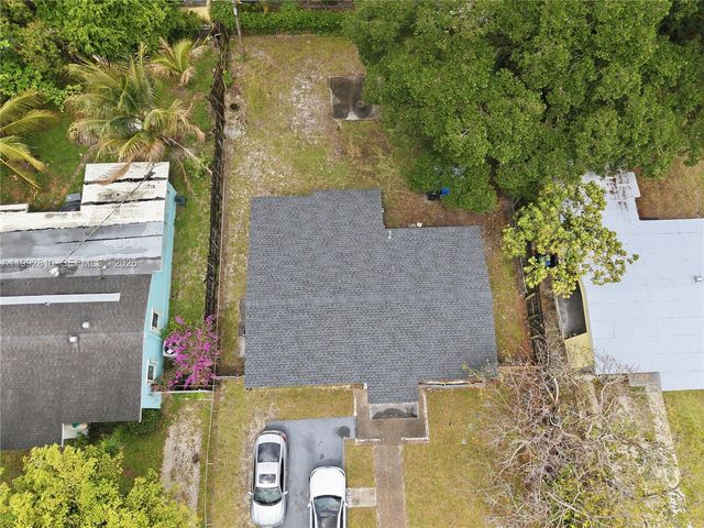 1425 NW 10th Pl 1425, Fort Lauderdale, FL 33311