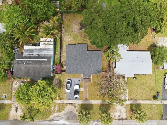 1425 NW 10th Pl 1425, Fort Lauderdale, FL 33311