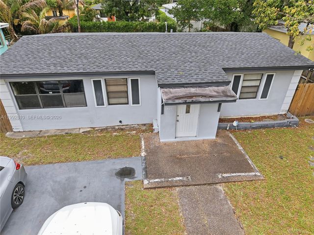 1425 NW 10th Pl 1425, Fort Lauderdale, FL 33311