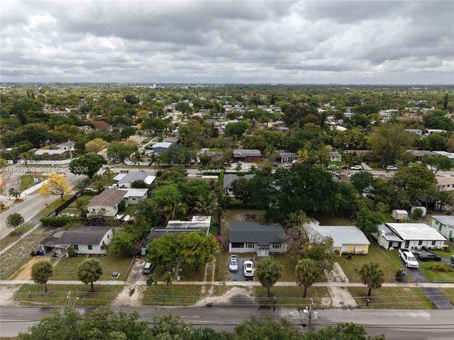 1425 NW 10th Pl 1425, Fort Lauderdale, FL 33311