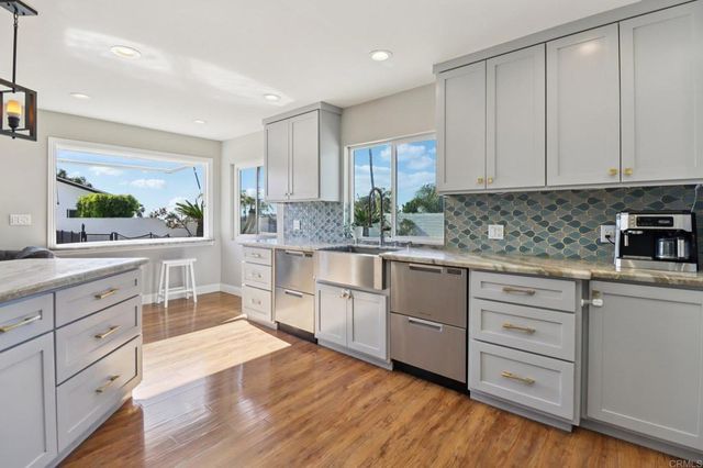 5050 September Street, San Diego, CA 92110