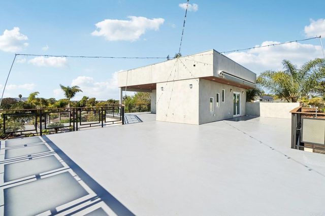 5050 September Street, San Diego, CA 92110