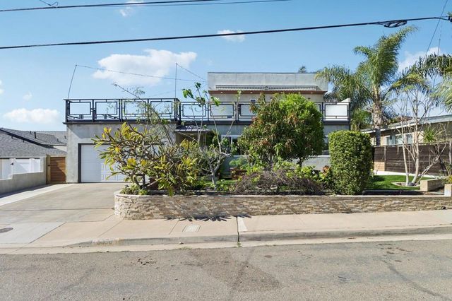 5050 September Street, San Diego, CA 92110