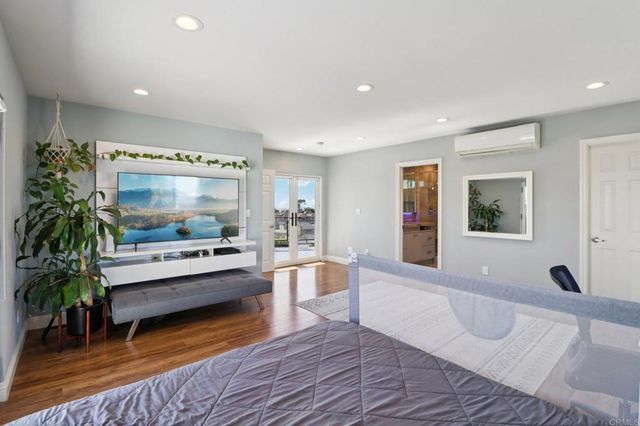 5050 September Street, San Diego, CA 92110