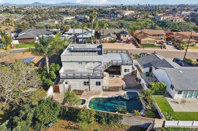 5050 September Street, San Diego, CA 92110