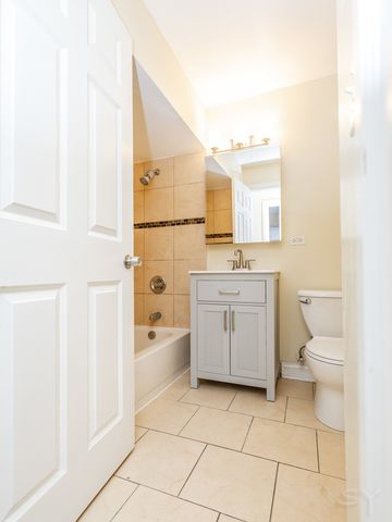 14 Arrowhead Drive, Thornton, IL 60476