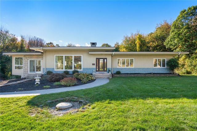 250 Harris Road, Smithfield, RI 02917