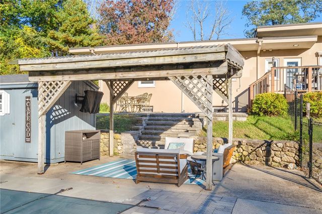 250 Harris Road, Smithfield, RI 02917