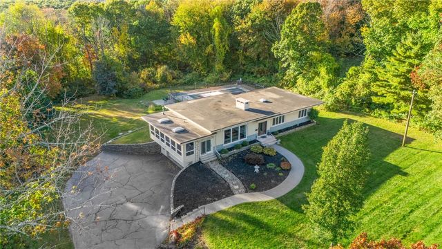 250 Harris Road, Smithfield, RI 02917