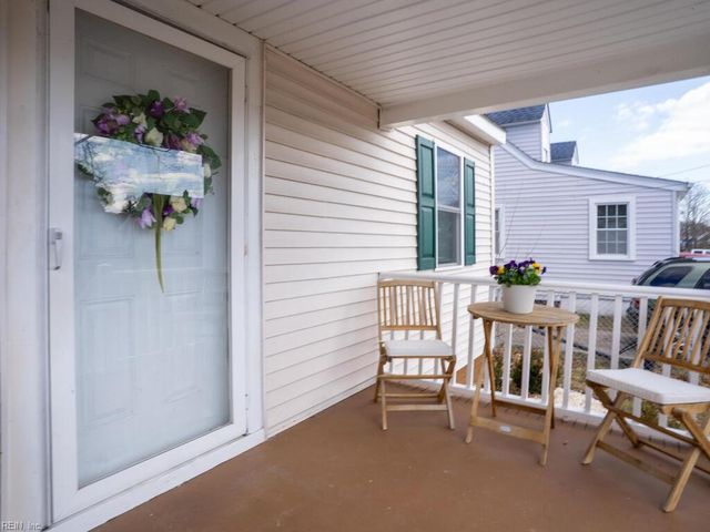 39 W Sunset RD, Hampton, VA 23669