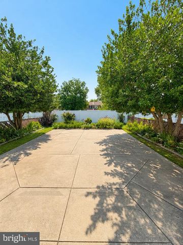 8412 GIBBS PL, Philadelphia, PA 19153