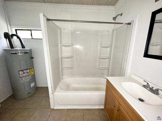 182 James Street, Forsyth, GA 31029