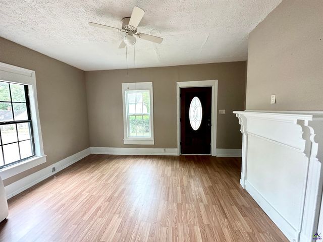 182 James Street, Forsyth, GA 31029