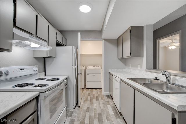 5260 Mission Monterey Lane 102, Las Vegas, NV 89107