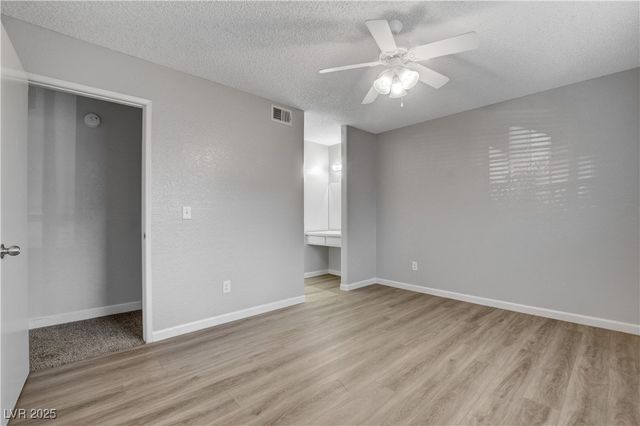 5260 Mission Monterey Lane 102, Las Vegas, NV 89107