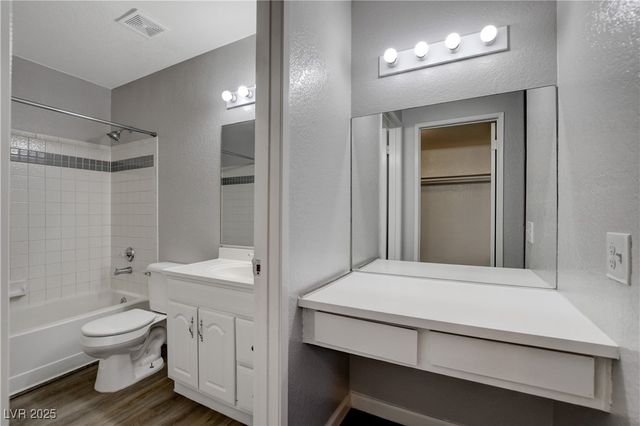 5260 Mission Monterey Lane 102, Las Vegas, NV 89107