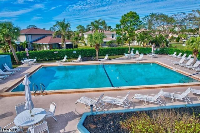 3369 Yukon CIR 1, Fort Myers, FL 33907