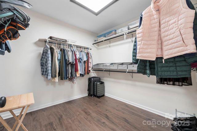 515 N Shore Drive, Hickory, NC 28601